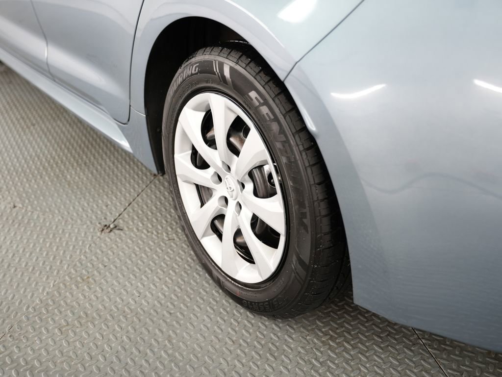 Used 2020 Toyota Corolla LE image 53