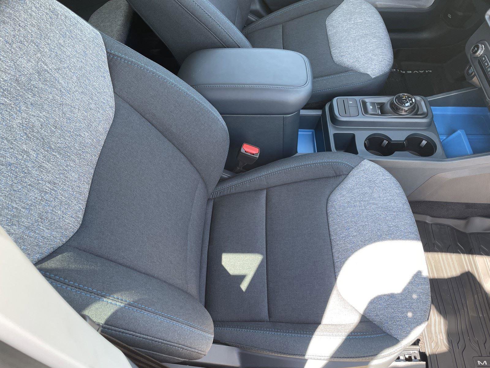 New 2025 Ford Maverick XLT w/ XLT Luxury Package image 30