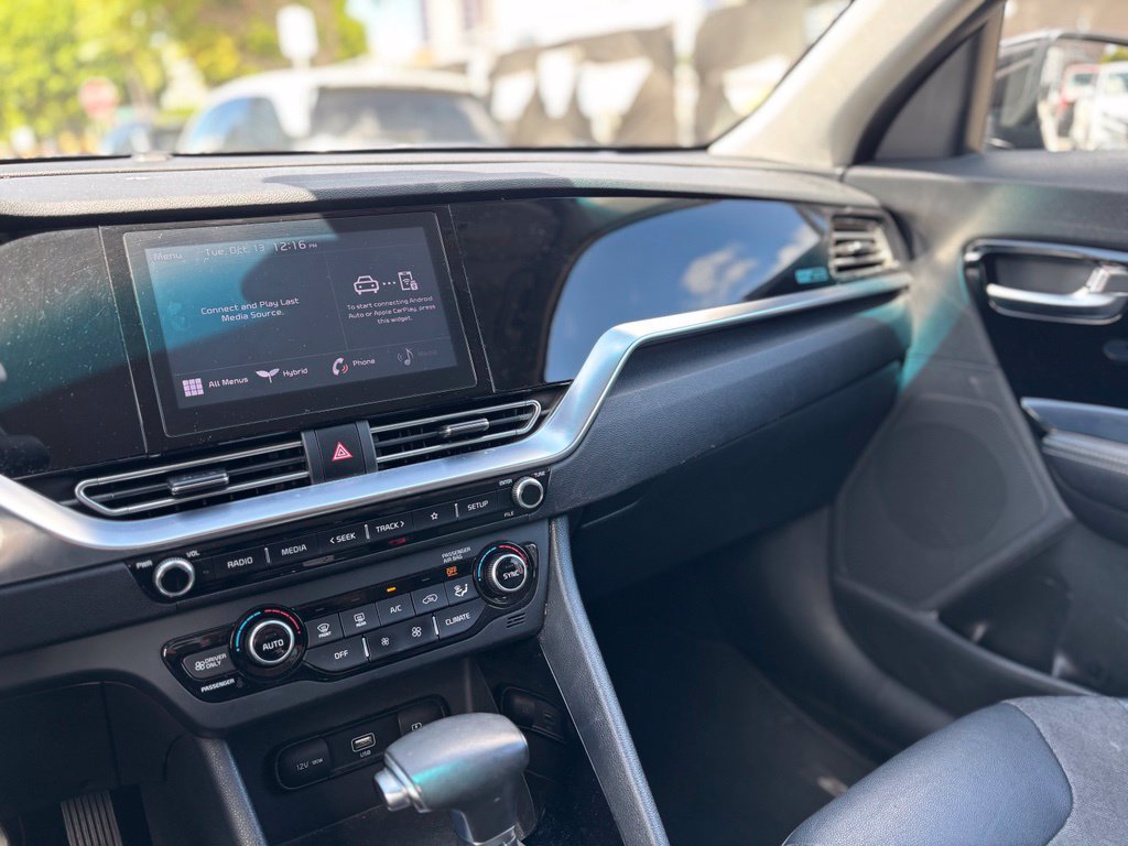Used 2022 Kia Niro LXS FWD image 18