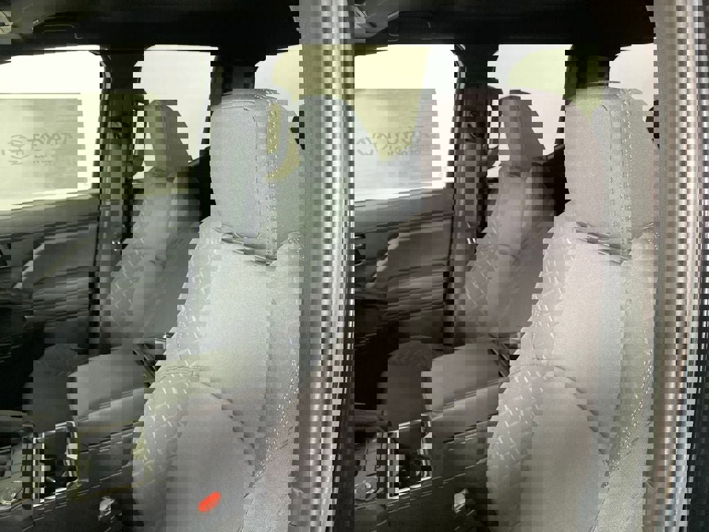 New 2026 Toyota Tacoma SR5 image 9