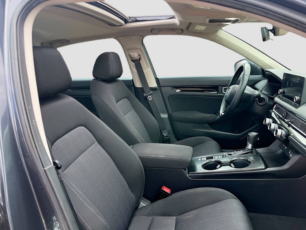 Used 2022 Honda Civic EX image 27