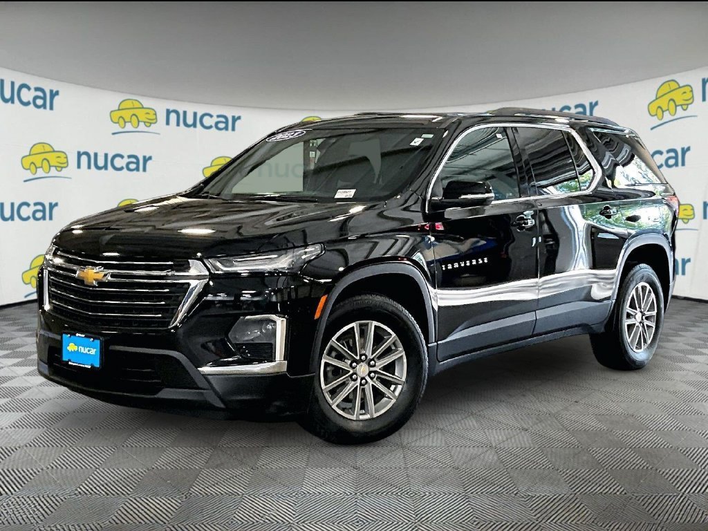 Used 2023 Chevrolet Traverse LT AWD/4WD image 3
