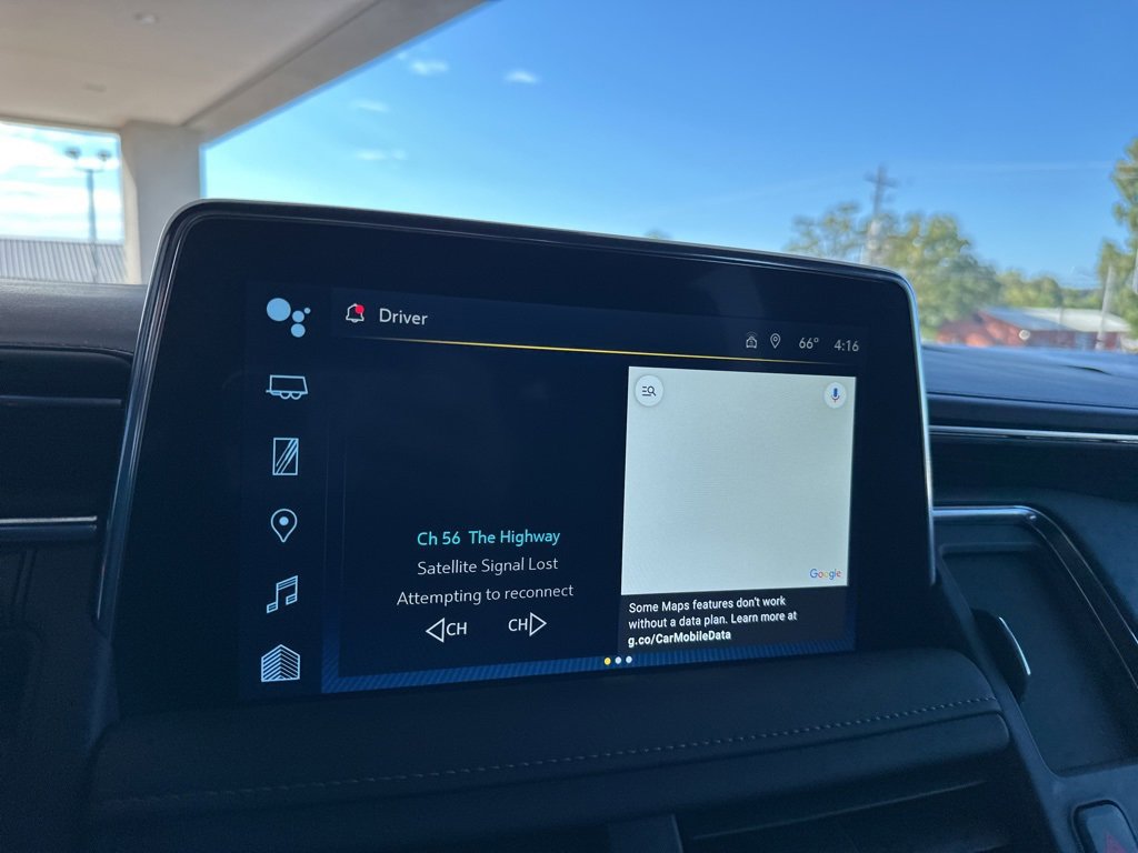 Used 2024 Chevrolet Suburban Z71 w/ Luxury Package image 24