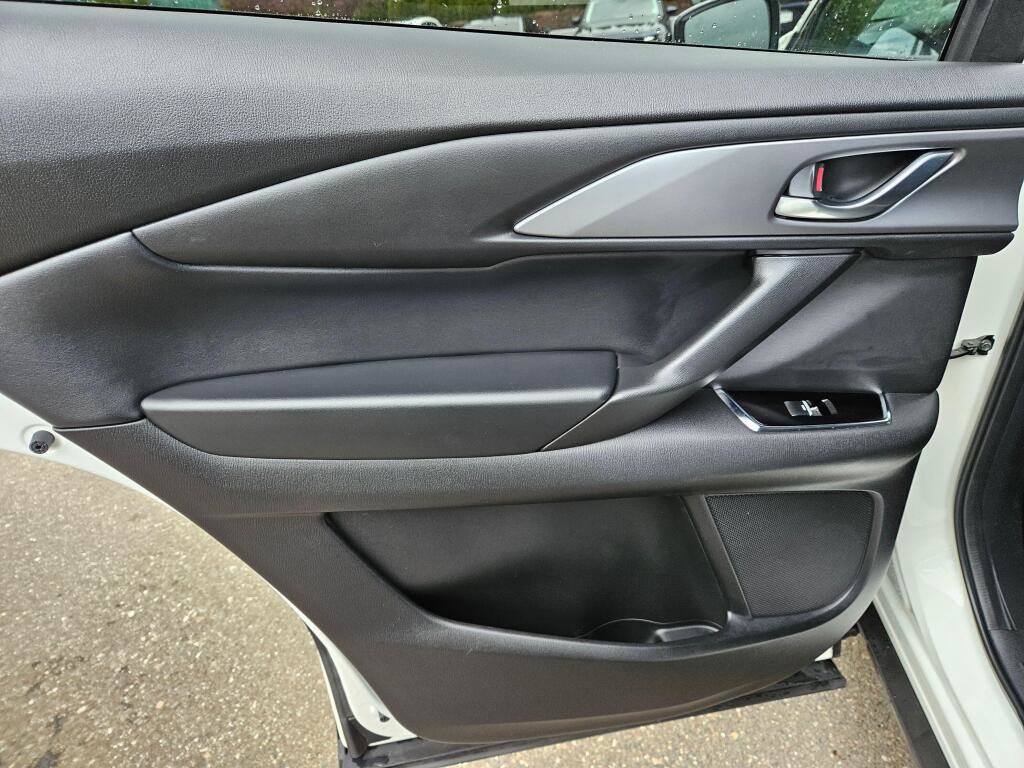 Used 2023 MAZDA CX-9 Touring Plus AWD/4WD image 16