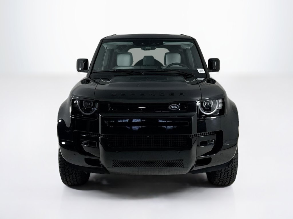 Used 2026 Land Rover Defender 110 X-Dynamic SE AWD/4WD image 8