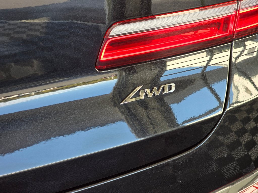 Used 2025 Genesis GV80 2.5T Standard AWD/4WD image 15