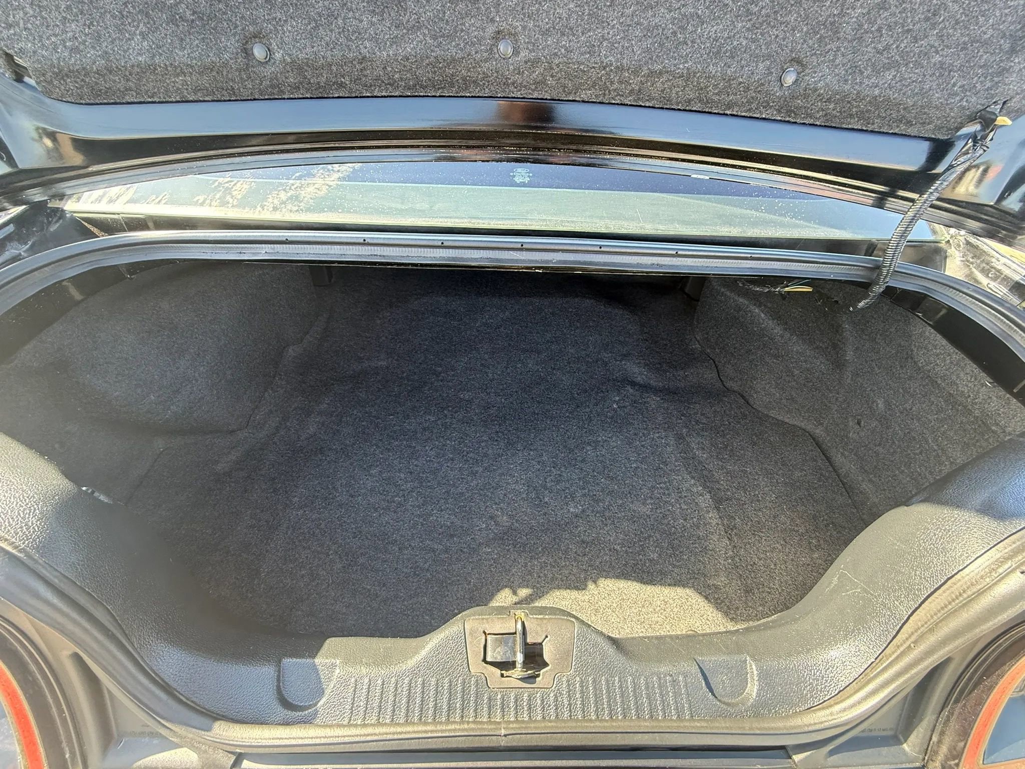 Used 2014 Ford Mustang Coupe RWD image 23