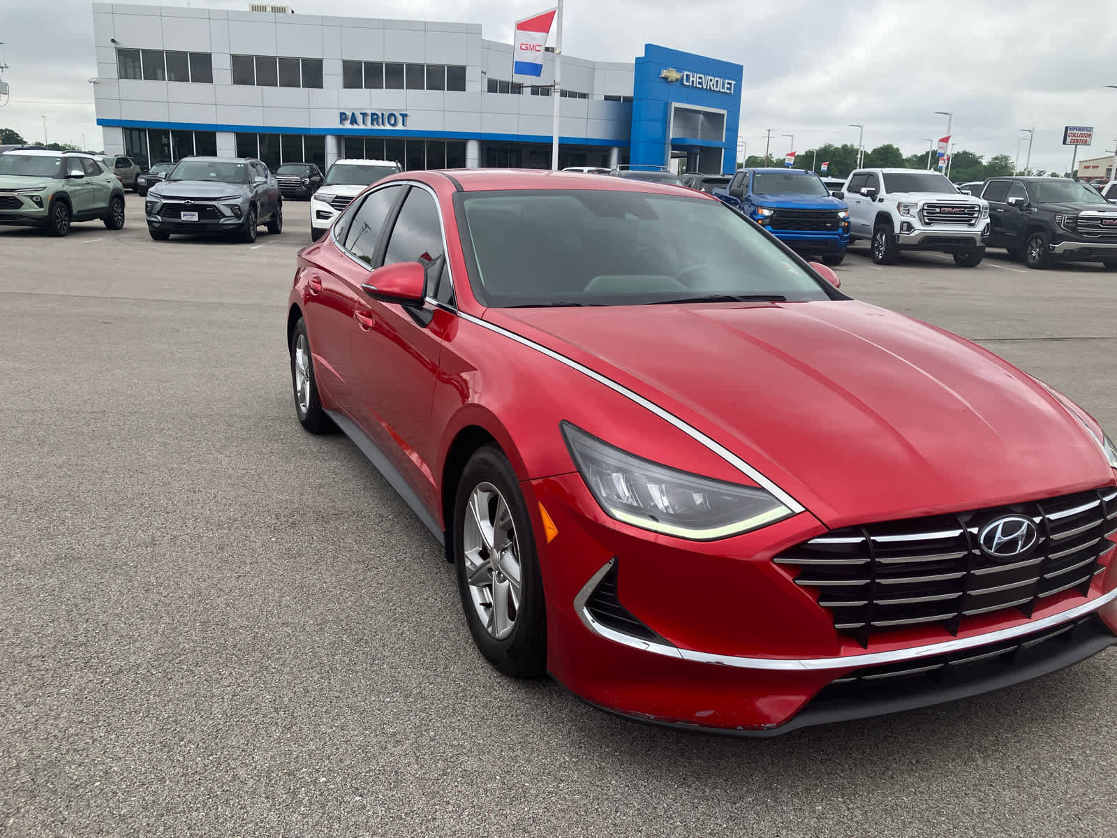 Used 2022 Hyundai Sonata SE FWD image 1
