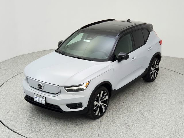 Certified 2022 Volvo XC40 P8 Recharge Plus image 13