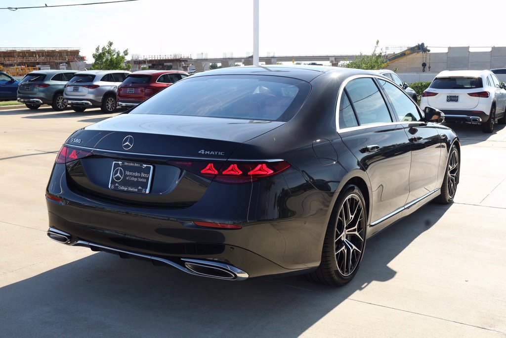 New 2027 Mercedes-Benz S 580 4MATIC Sedan image 7