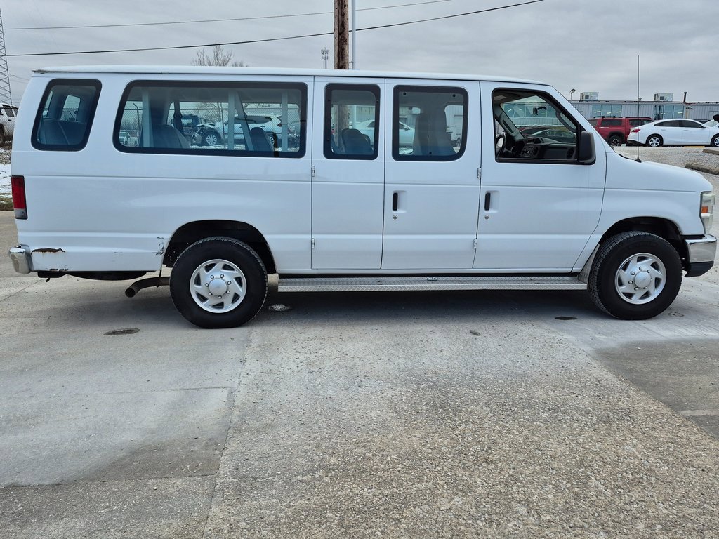 Used 2012 Ford E-350 and Econoline 350 XLT image 8