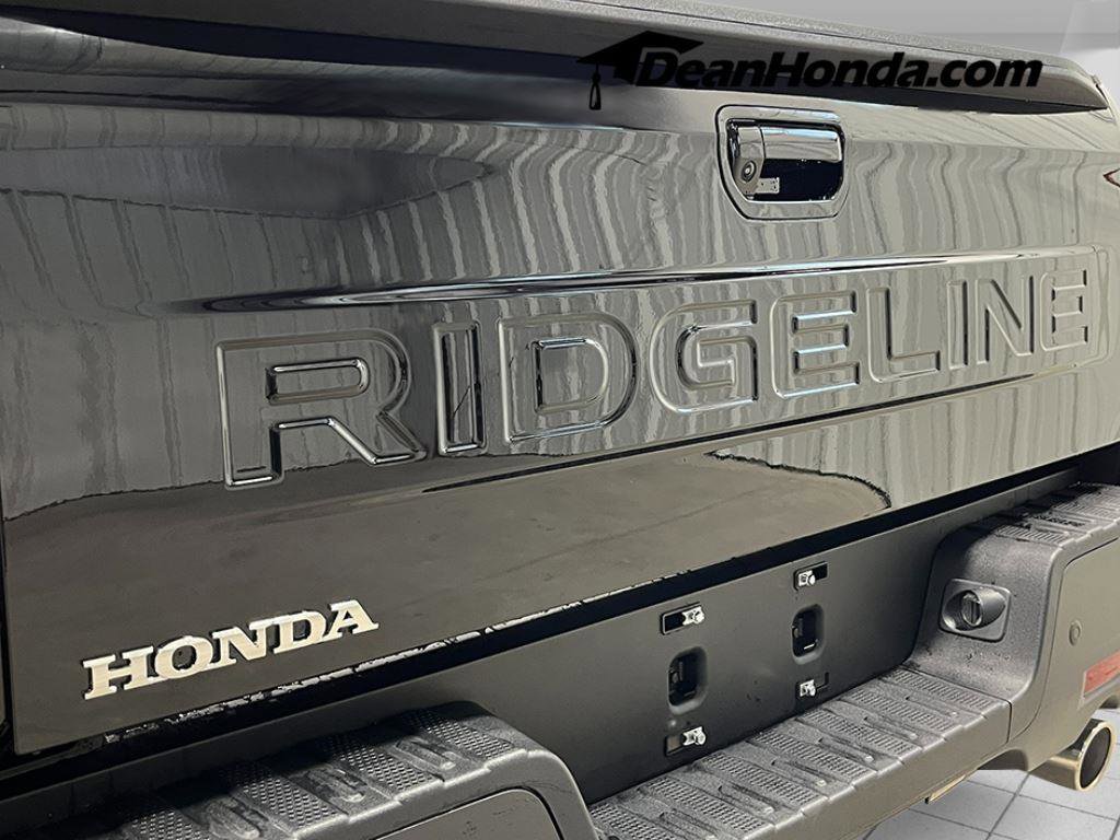 New 2026 Honda Ridgeline Black Edition image 6