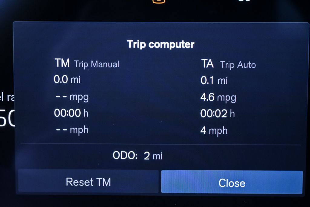 New 2026 Volvo XC60 B5 Core w/ Climate Package image 11