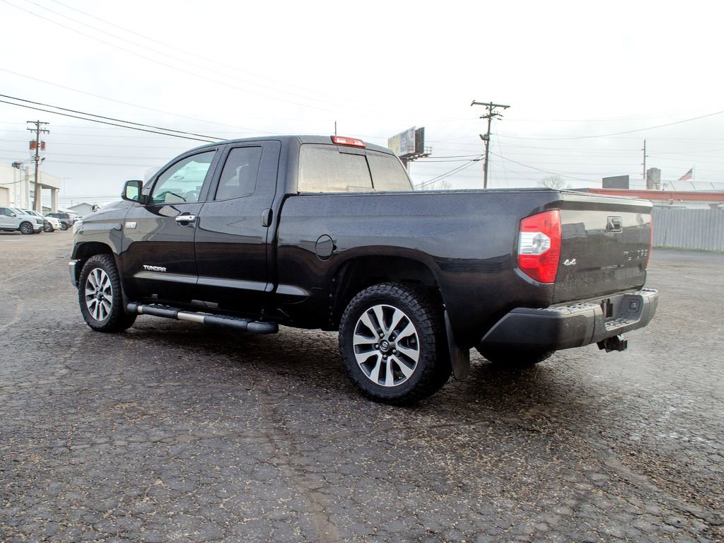 Used 2019 Toyota Tundra Limited w/ Limited Premium Package AWD/4WD image 7