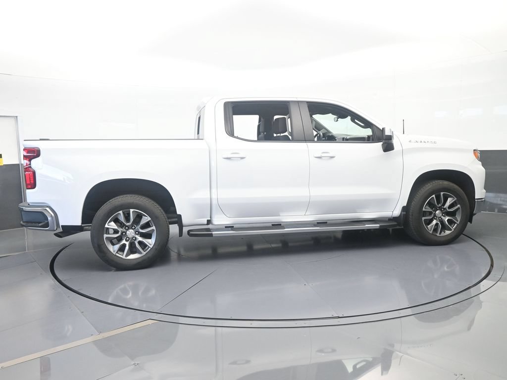 Used 2024 Chevrolet Silverado 1500 LT RWD image 7