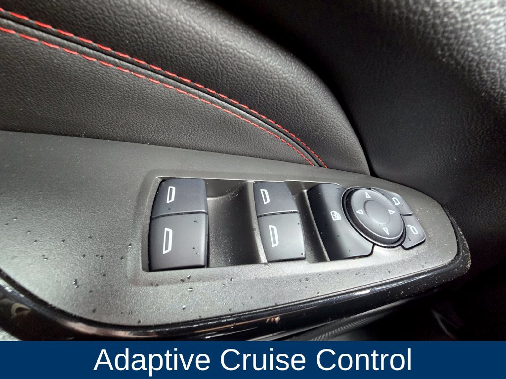 Used 2025 Chevrolet Trax RS w/ Sunroof Package FWD image 20