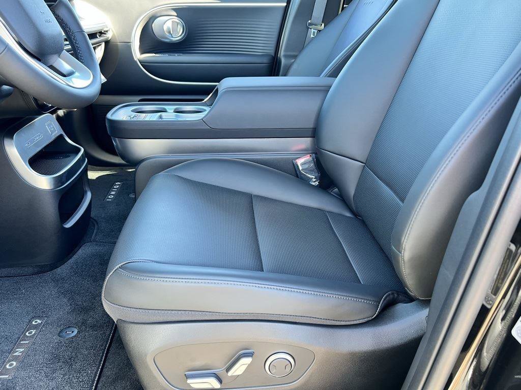 New 2026 Hyundai Ioniq 9 SEL image 10