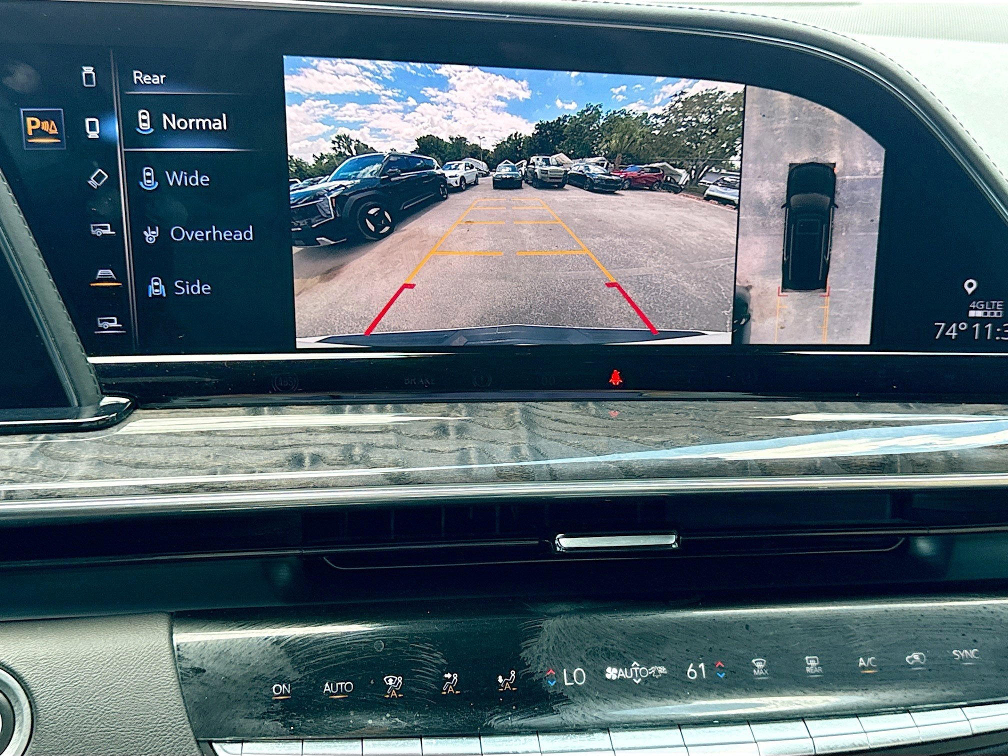 Used 2021 Cadillac Escalade ESV Premium Luxury w/ Driver Assist Tech Package AWD/4WD image 36