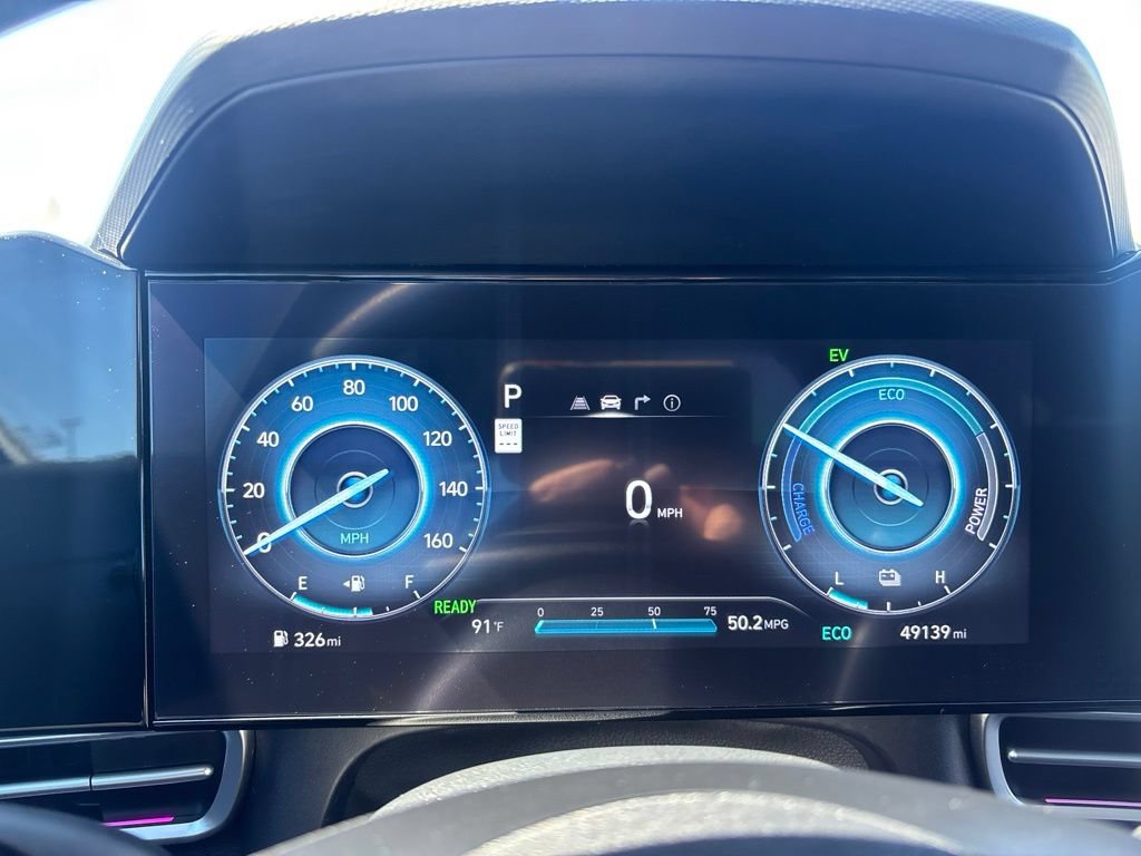Used 2024 Hyundai Elantra Blue FWD image 21