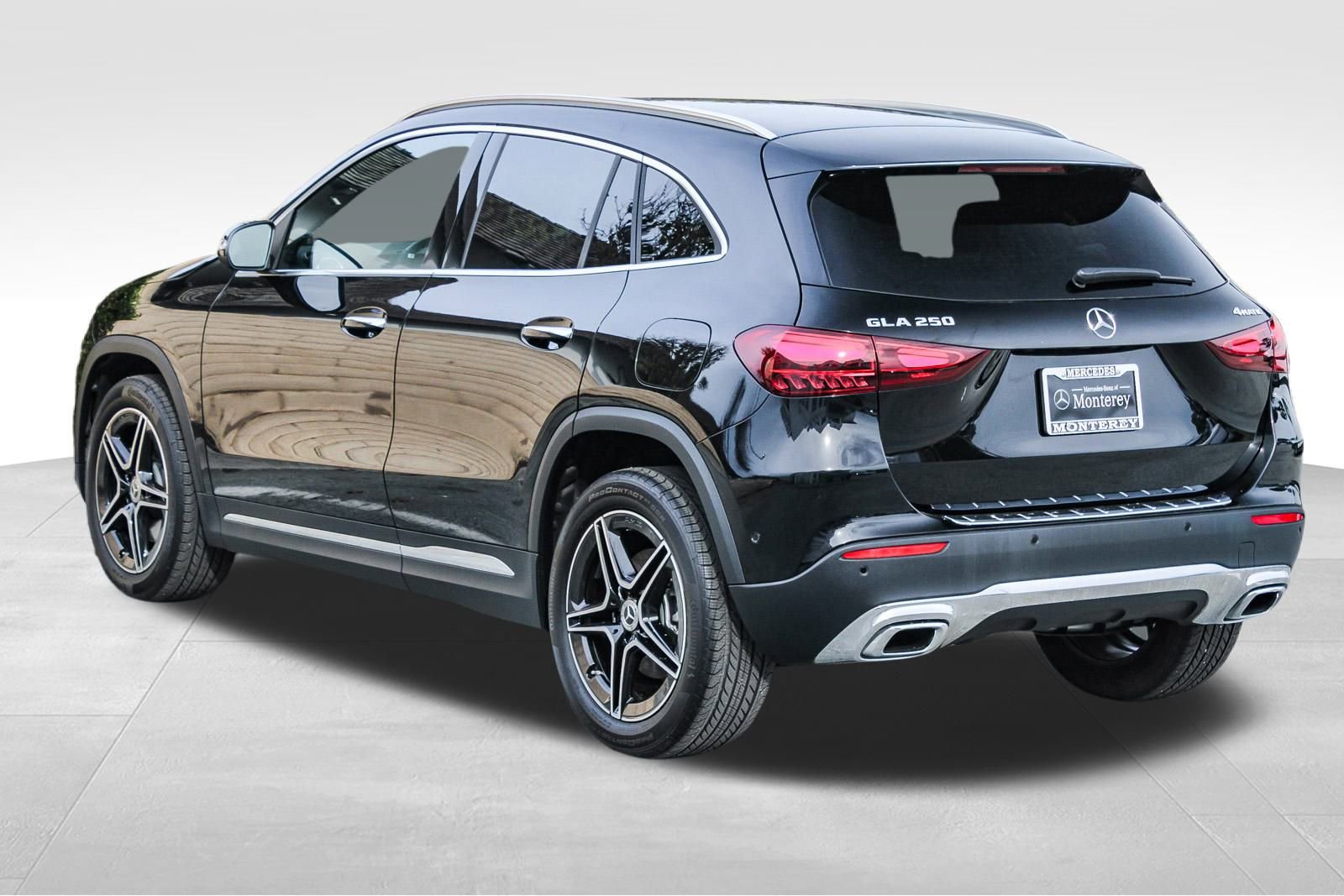 Certified 2026 Mercedes-Benz GLA 250 4MATIC image 7