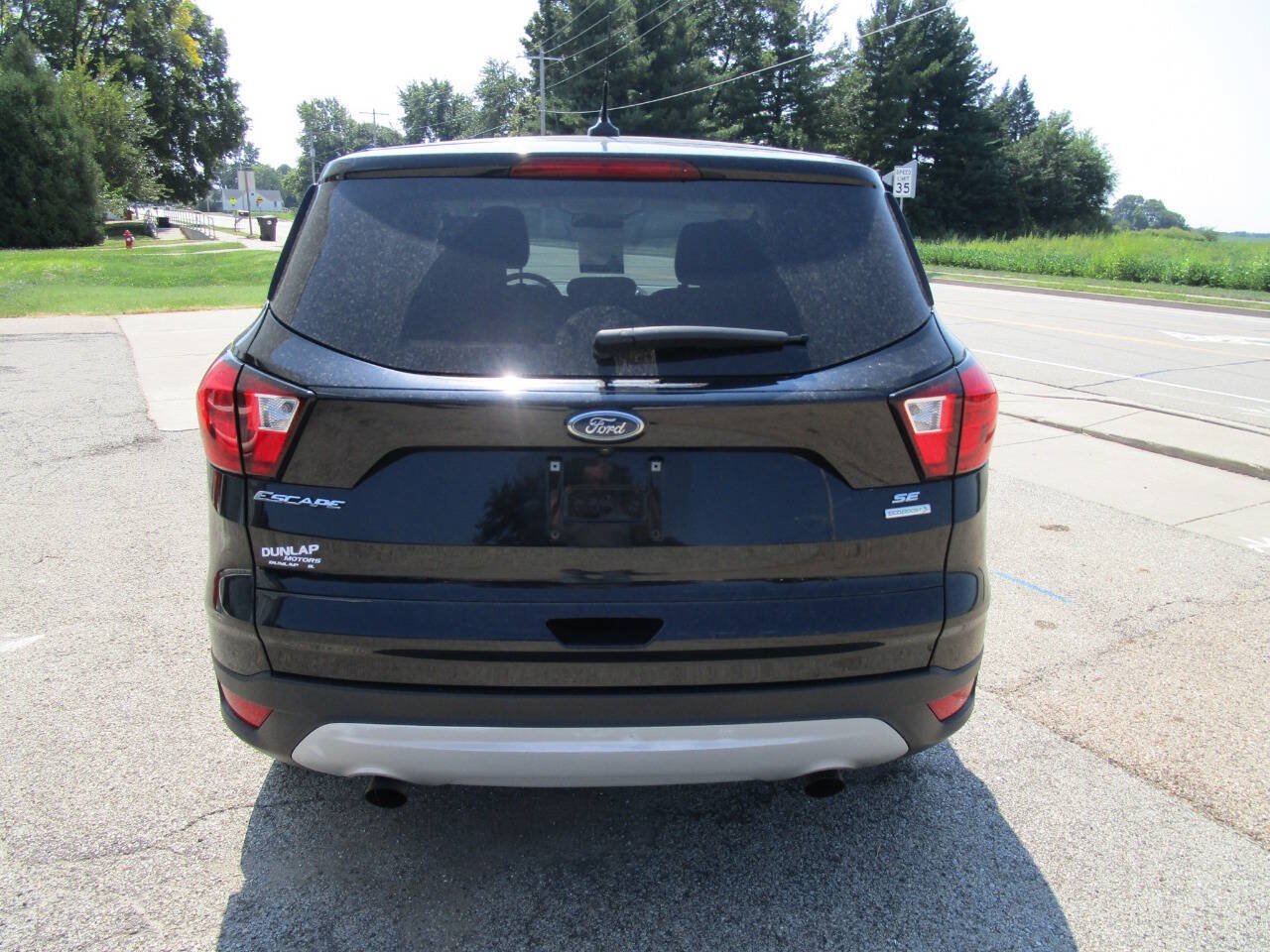 Used 2019 Ford Escape SE FWD image 4