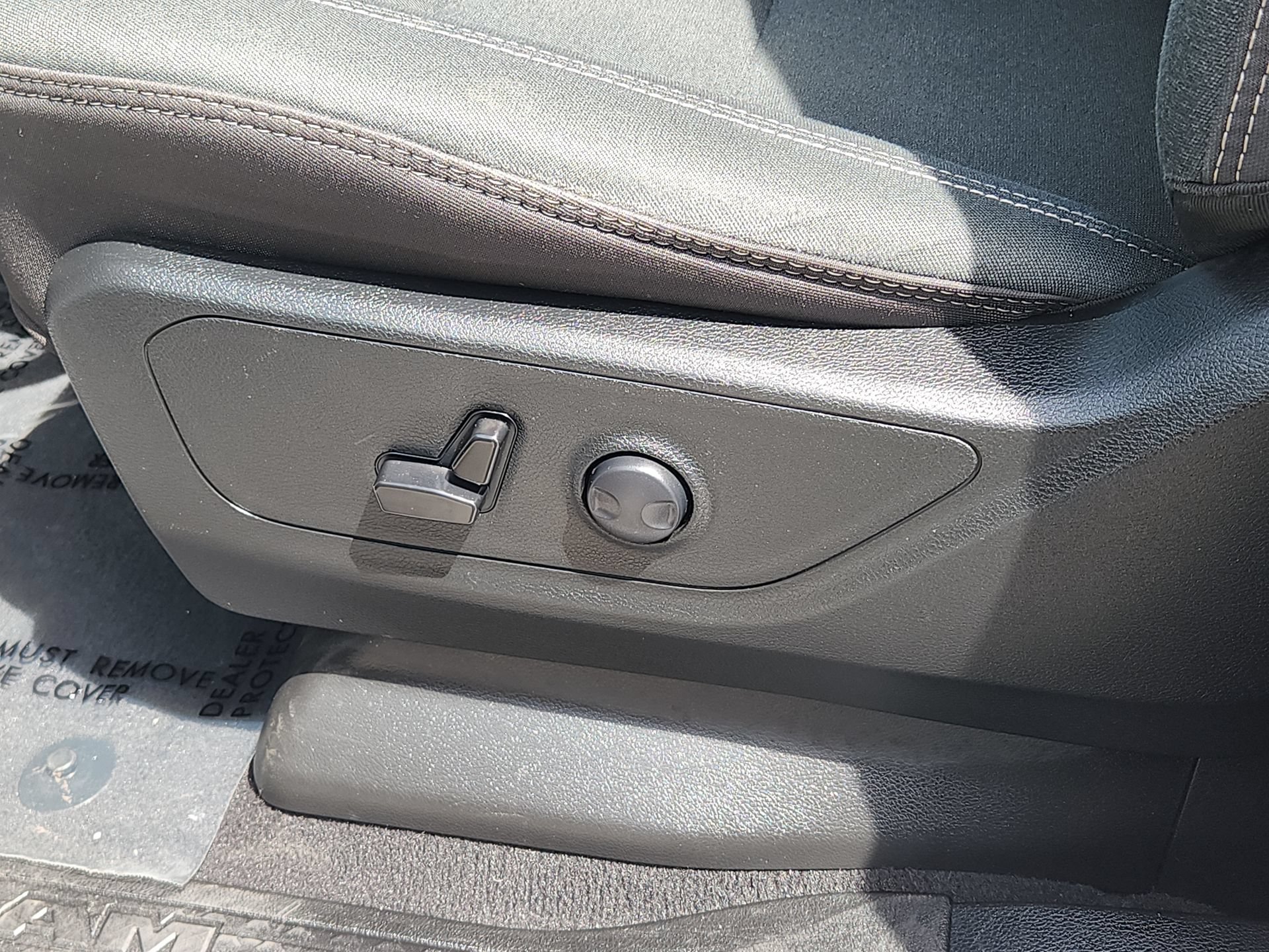 Certified 2025 RAM 1500 Big Horn AWD/4WD image 14