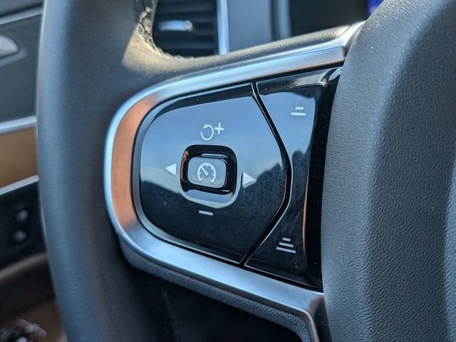 Certified 2023 Volvo XC90 B6 Plus w/ Protection Package image 21