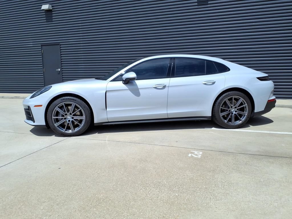 Certified 2024 Porsche Panamera RWD image 2