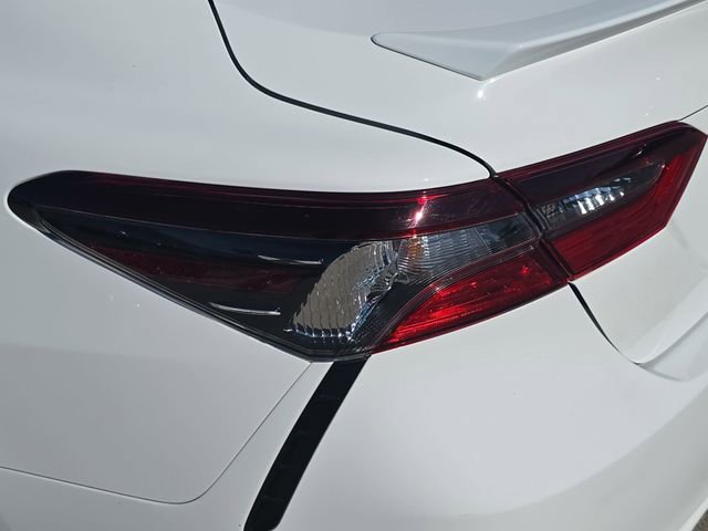 Used 2024 Toyota Camry SE image 34