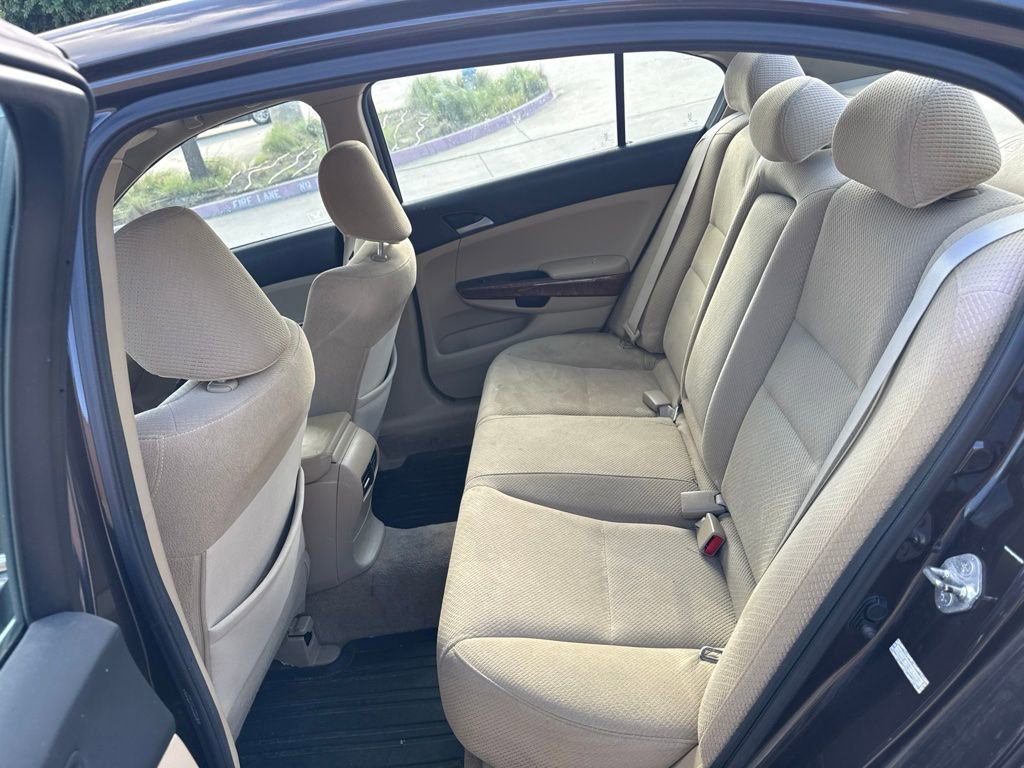 Used 2011 Honda Accord EX image 15