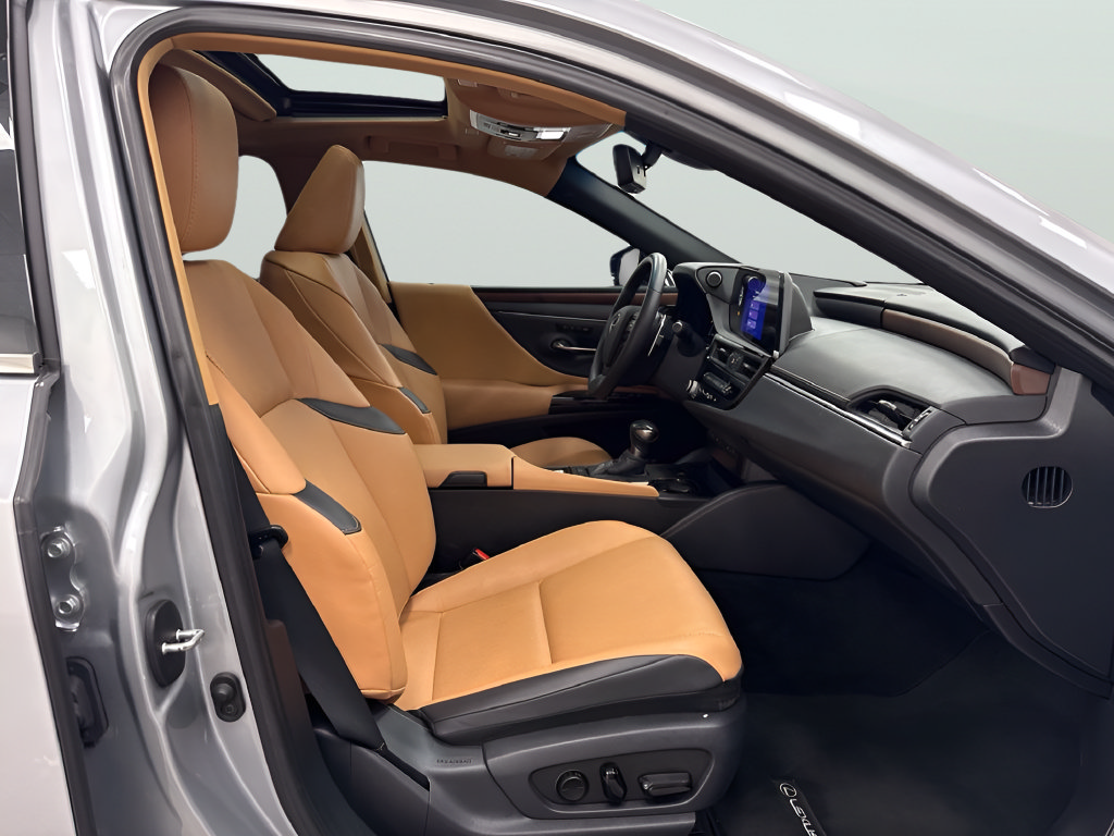 Used 2023 Lexus ES 350 w/ Premium Package FWD image 13