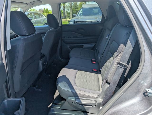 Certified 2025 Nissan Pathfinder SV AWD/4WD image 9
