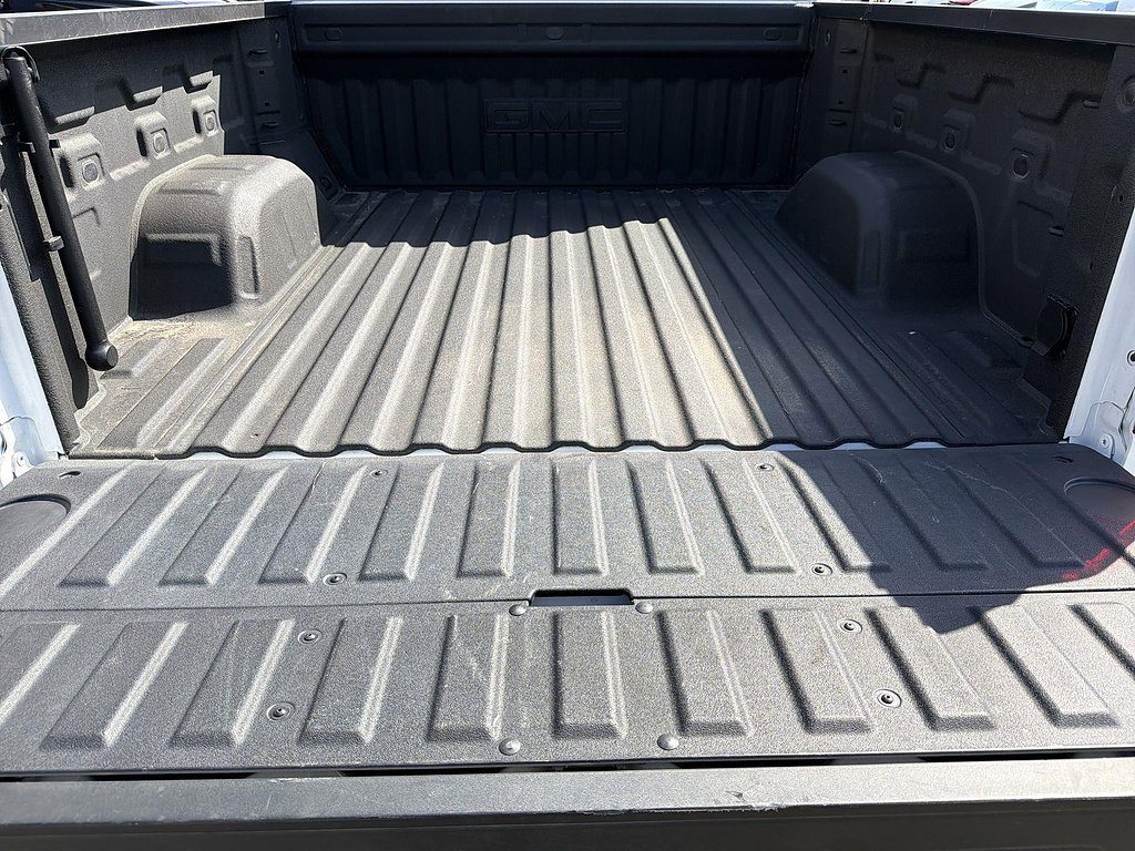 Used 2025 GMC Sierra 1500 AT4 AWD/4WD image 25