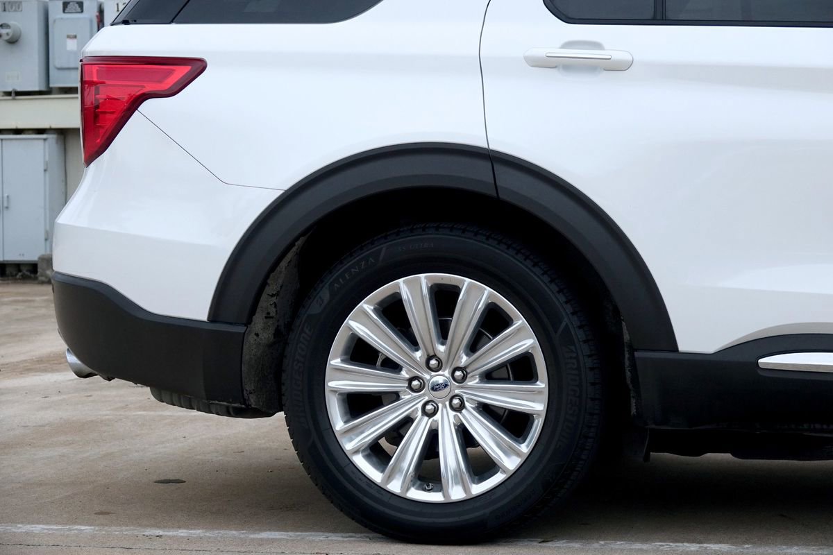 Used 2020 Ford Explorer Limited w/ Class III Trailer Tow Package RWD image 29