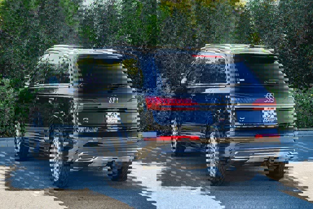 Used 2023 Audi Q7 3.0T Premium Plus w/ Premium Plus Package image 6