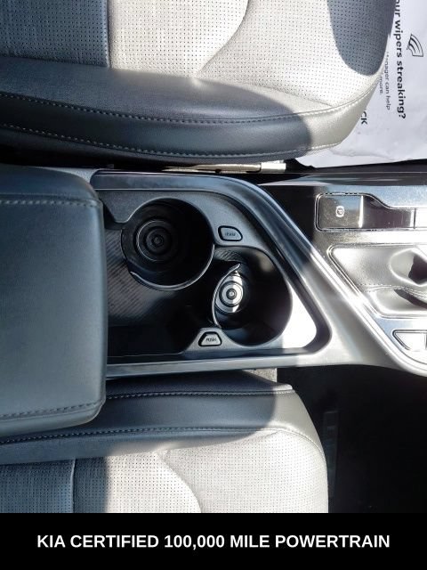 Certified 2023 Kia Niro SX Touring FWD image 14