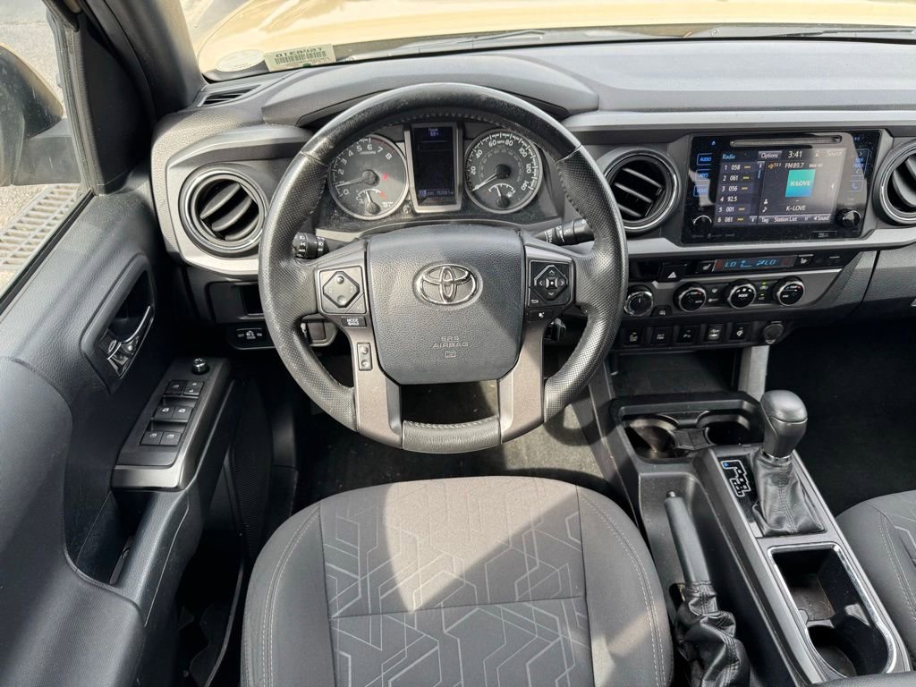 Used 2017 Toyota Tacoma TRD Sport w/ Premium & Technology Package AWD/4WD image 20