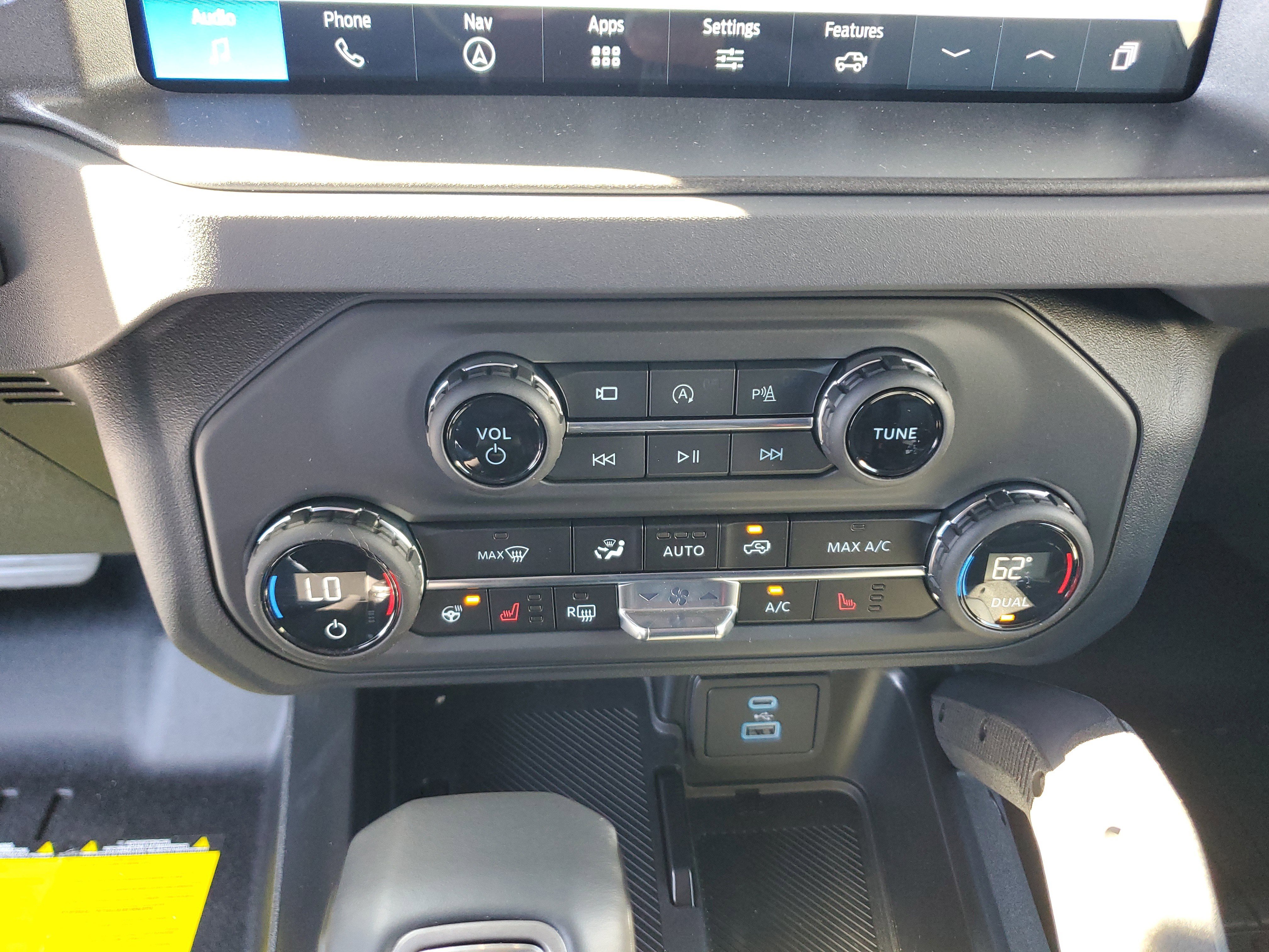 New 2025 Ford Bronco Badlands AWD/4WD image 16