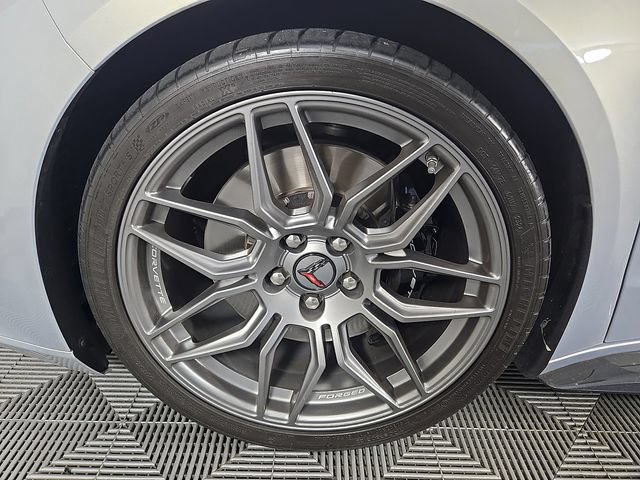 Used 2024 Chevrolet Corvette Z06 w/ Stealth Interior Trim Package RWD image 9