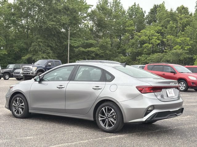 Used 2024 Kia Forte LXS FWD image 12
