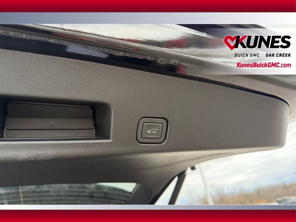 New 2026 GMC Acadia Denali Ultimate w/ LPO, Floor Liner Package AWD/4WD image 7