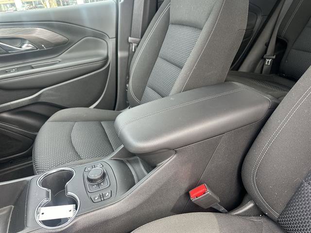 Used 2023 GMC Terrain SLE w/ Driver Convenience Package image 20