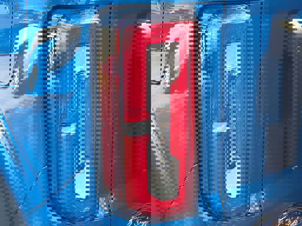 Used 2022 Ford Bronco Wildtrak image 10