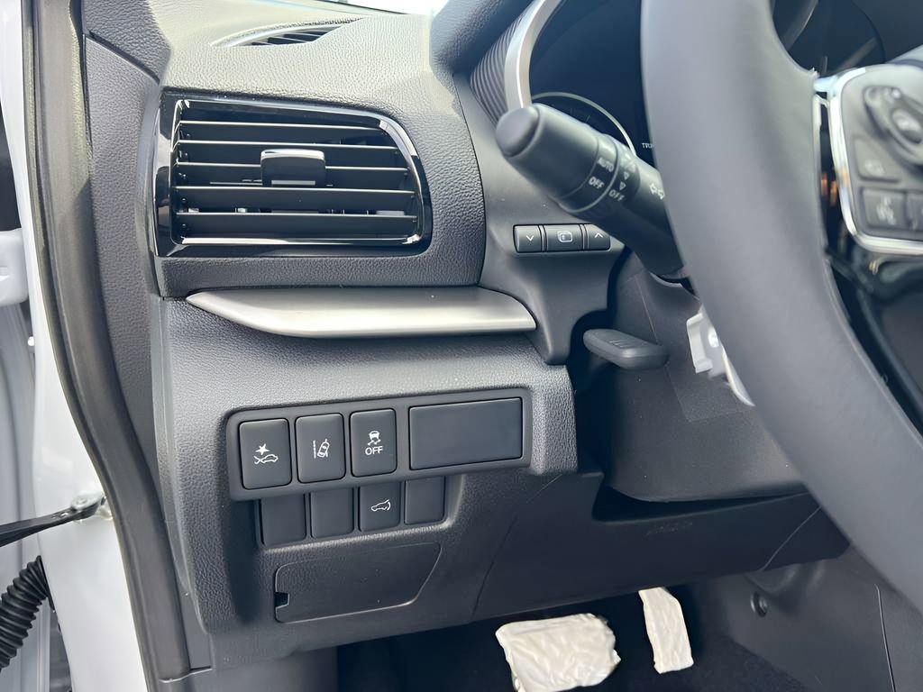 New 2026 Mitsubishi Eclipse Cross SEL AWD/4WD image 22