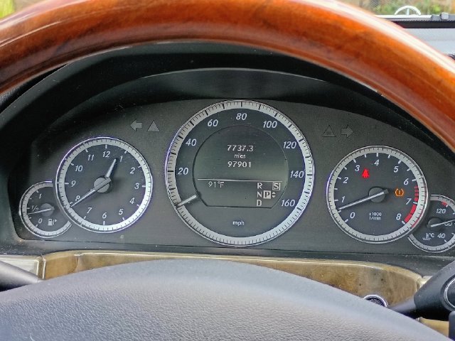 Used 2010 Mercedes-Benz E 350 Sedan image 38