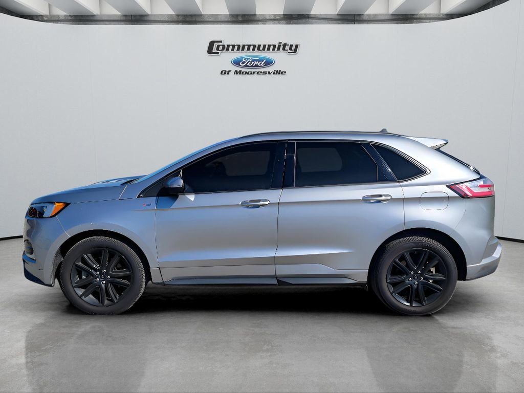 Used 2020 Ford Edge ST-Line w/ Cold Weather Package AWD/4WD image 7