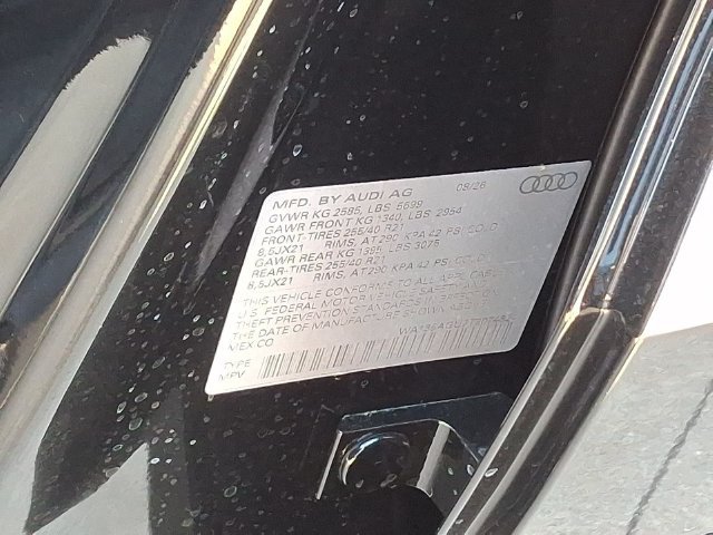 New 2026 Audi SQ5 Prestige AWD/4WD image 20