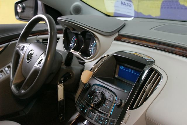 Used 2011 Buick LaCrosse CX FWD image 10
