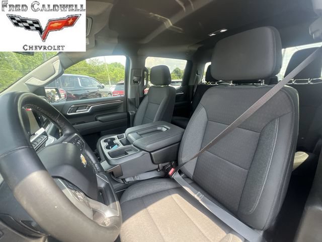 Used 2023 Chevrolet Silverado 1500 LT AWD/4WD image 24