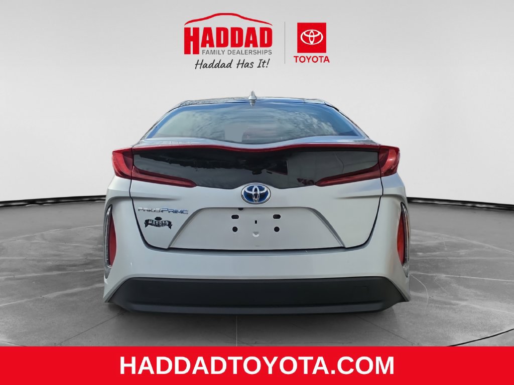 Used 2022 Toyota Prius Prime LE FWD image 4